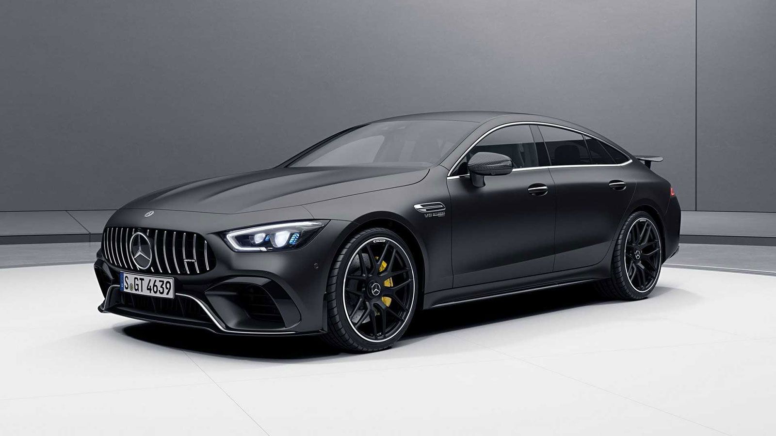 Ένα νέο αεροδυναμικό κιτ αμαξώματος για τη Mercedes-AMG GT 4-Door προσφέρει η Mercedes-AMG .
